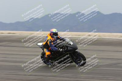 media/Nov-15-2025-Race Pace (Sat) [[8de605a2d8]]/Non Verified Riders (1st 20 Minutes)/Bowl (1015am)/